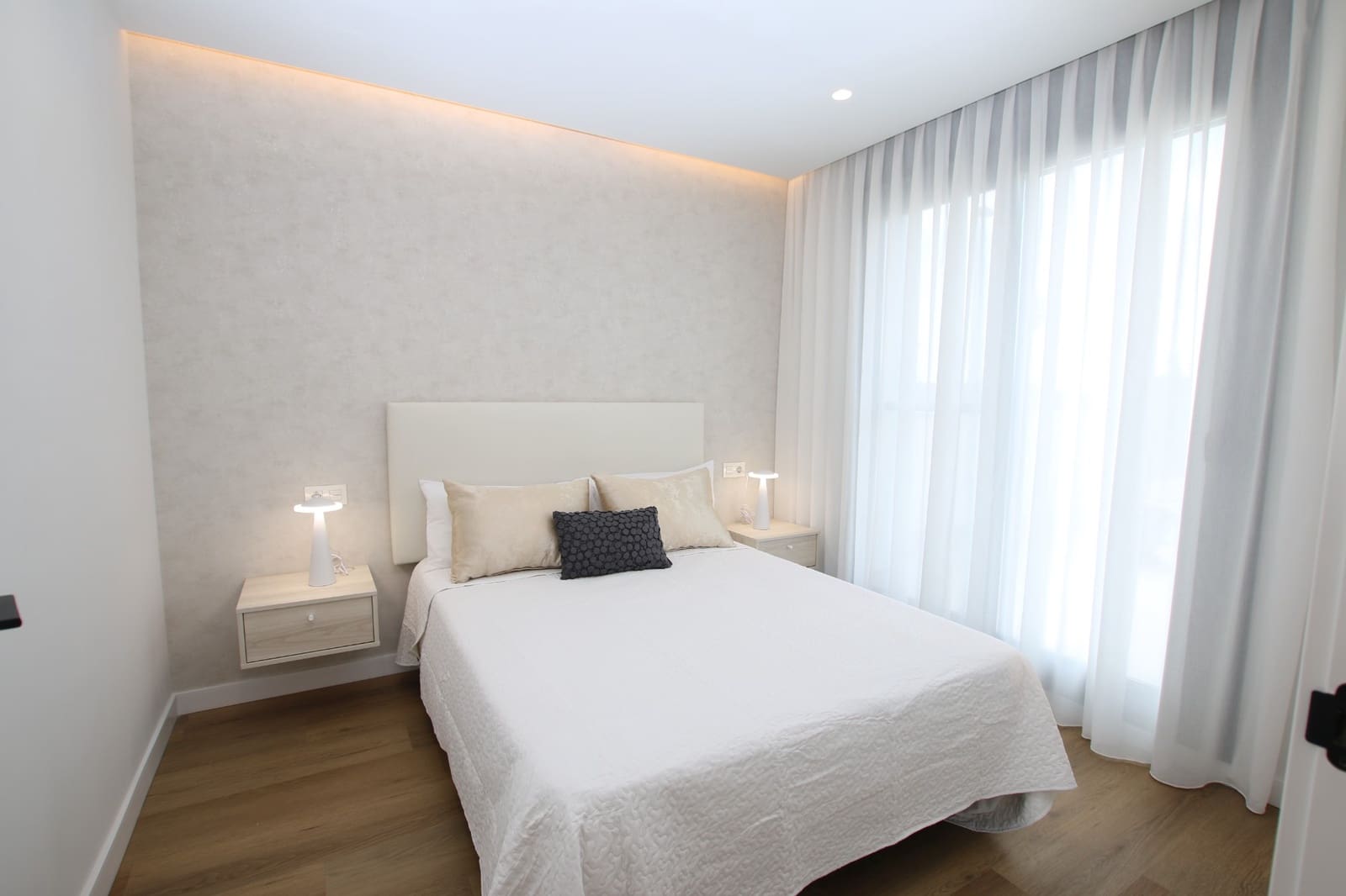 3 bedroom Villa for sale in Pilar de la Horadada with pool garage - € 725,000 (Ref: 7900774)