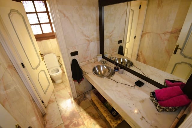 9 soveværelse Villa til salg i Nueva Torrevieja, Torrevieja med swimmingpool - € 1.500.000 (Ref: 7919284)