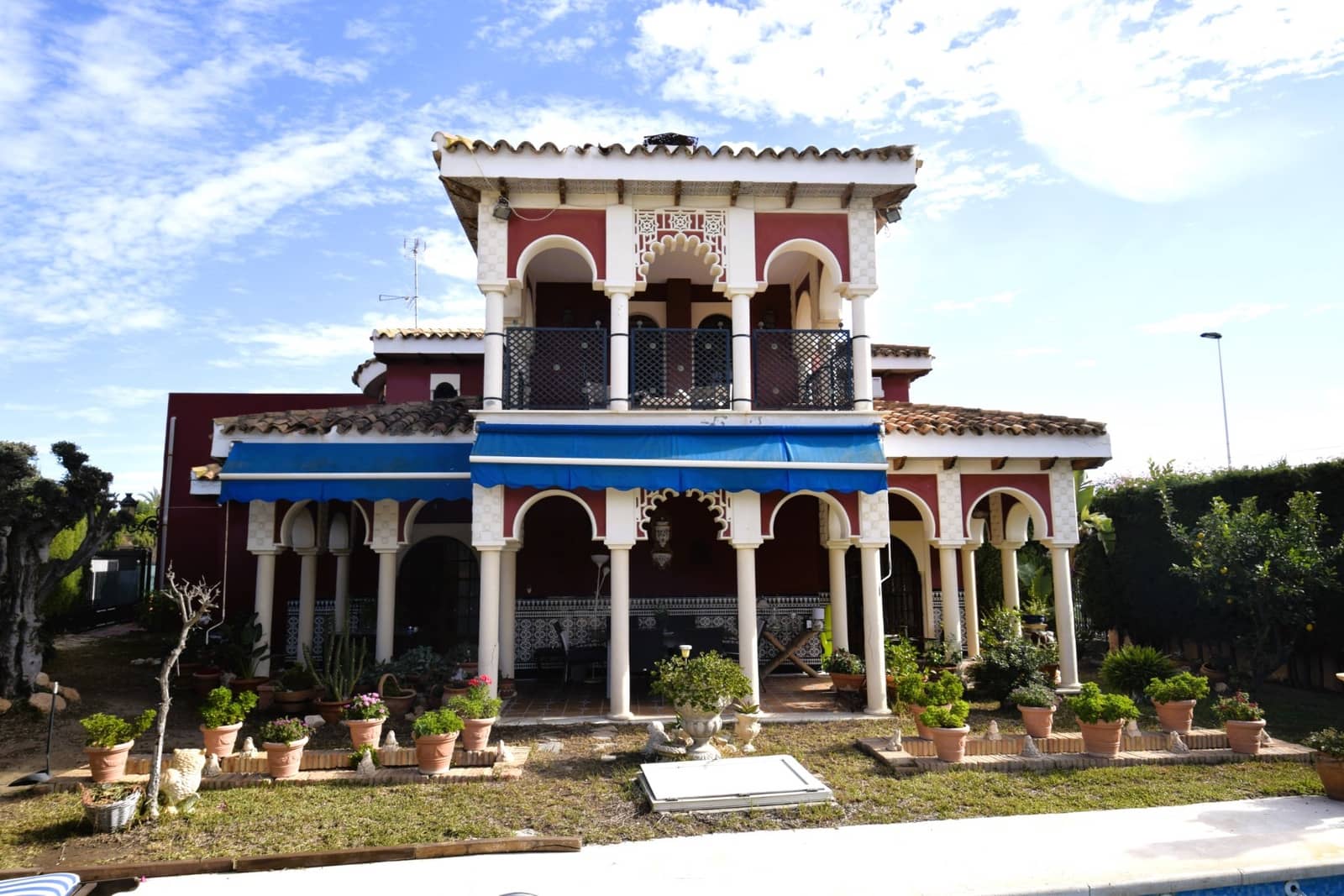 9 soveværelse Villa til salg i Torrevieja med swimmingpool - € 1.500.000 (Ref: 7919284)