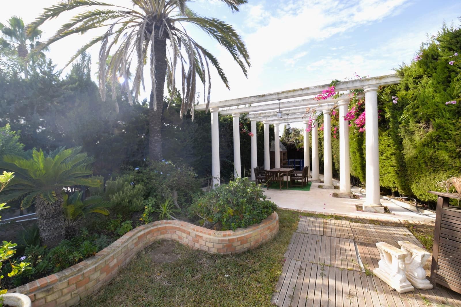 9 soveværelse Villa til salg i Torrevieja med swimmingpool - € 1.500.000 (Ref: 7919284)