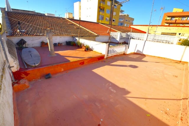 4 slaapkamer Halfvrijstaande villa te koop in Las Viñas, Guardamar del Segura - € 310.000 (Ref: 7981825)