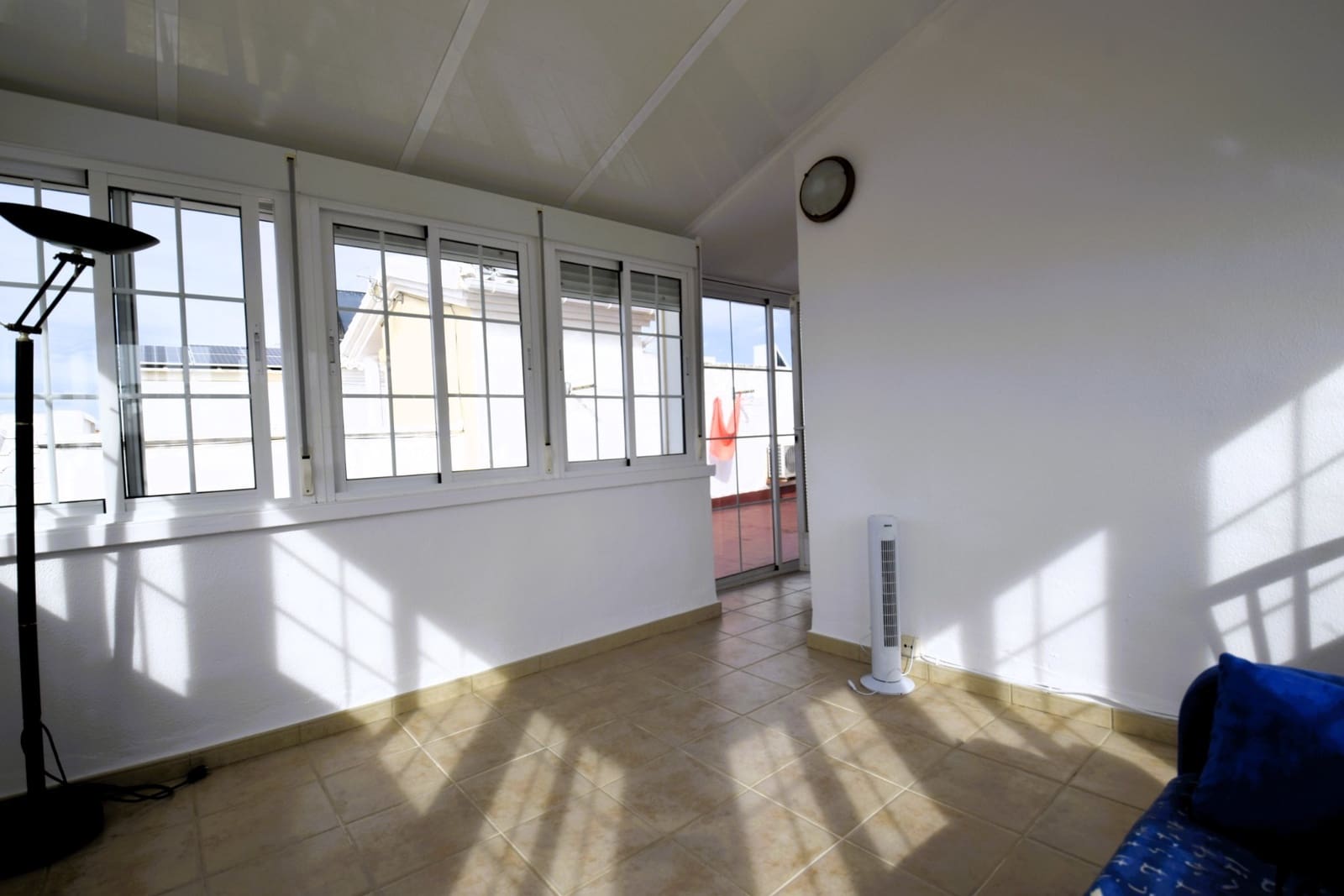 3 camera da letto Villetta a Schiera da affitare come casa vacanza in Guardamar del Segura con piscina - 800 € (Rif: 8085155)