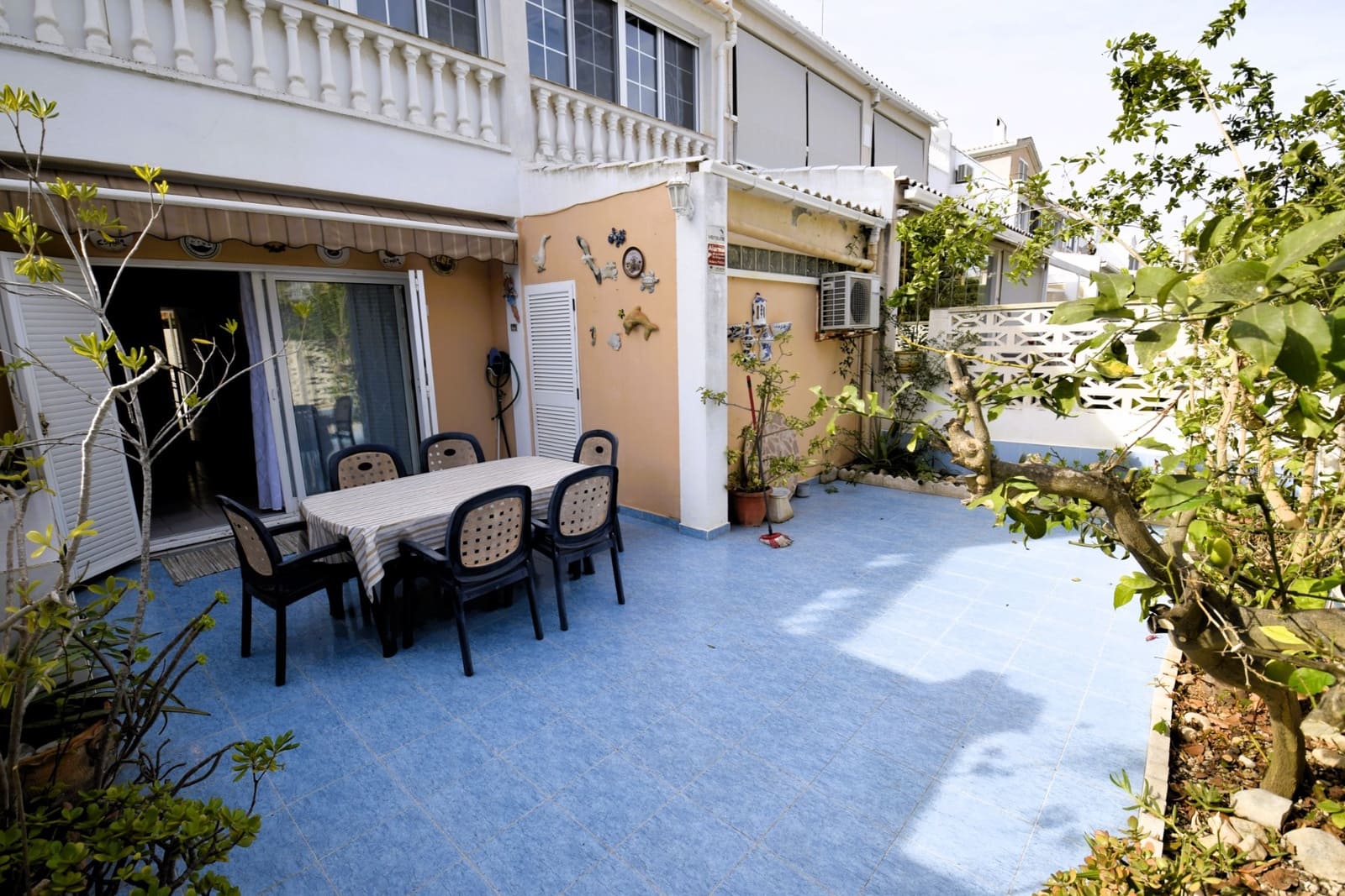 3 camera da letto Villetta a Schiera da affitare come casa vacanza in Guardamar del Segura con piscina - 800 € (Rif: 8085155)