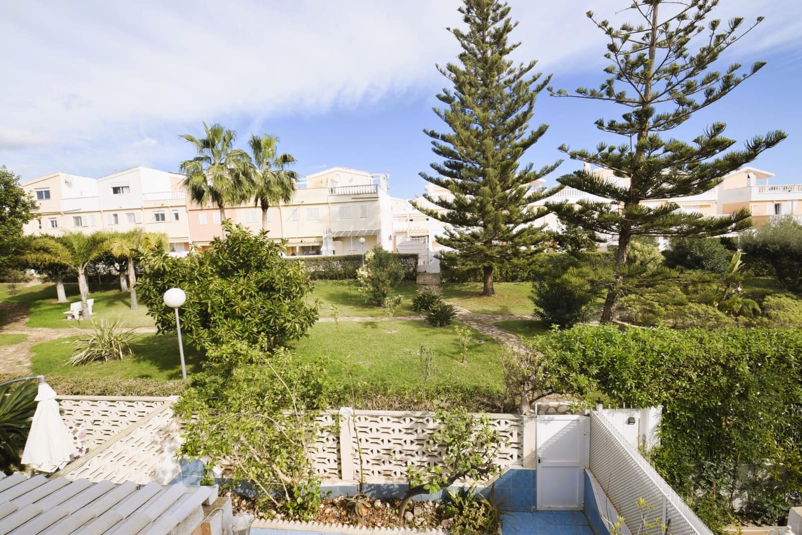 3 camera da letto Villetta a Schiera da affitare come casa vacanza in Guardamar del Segura con piscina - 800 € (Rif: 8085155)