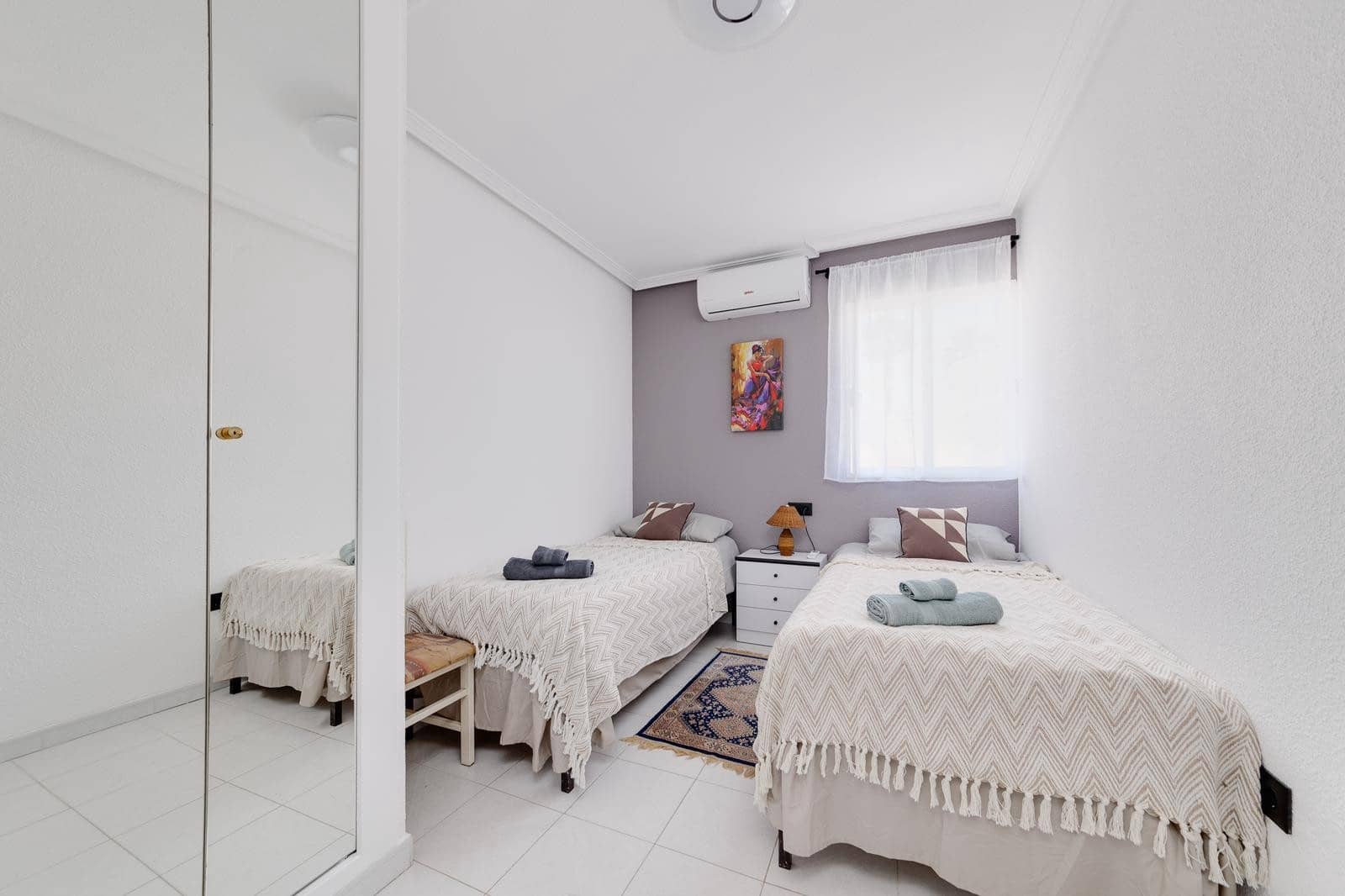 3 camera da letto Villetta a Schiera da affitare come casa vacanza in Guardamar del Segura con piscina - 800 € (Rif: 8085155)