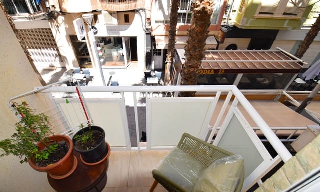 4 camera da letto Appartamento in vendita in Centro - Muelle Pesquero, Torrevieja - 199.000 € (Rif: 8220376)