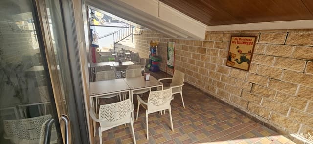 Commercial for sale in Aguas Nuevas, Torrevieja - € 520,000 (Ref: 8410462)