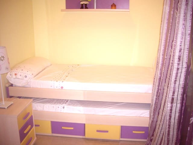 2 soverom Leilighet til salgs i Guardamar Playa, Guardamar del Segura med garasje - € 260 000 (Ref: 8416973)