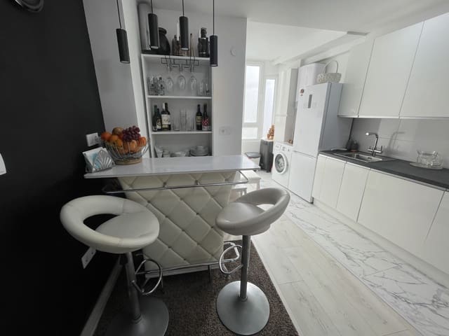 3 soveværelse Lejlighed til salg i Guardamar del Segura - € 189.900 (Ref: 8585561)