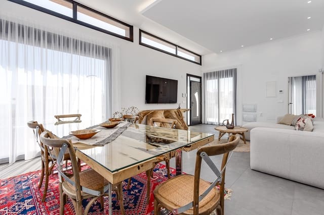 4 quarto Moradia para venda em Los Europeos, Torrevieja com piscina - 940 000 € (Ref: 8586870)