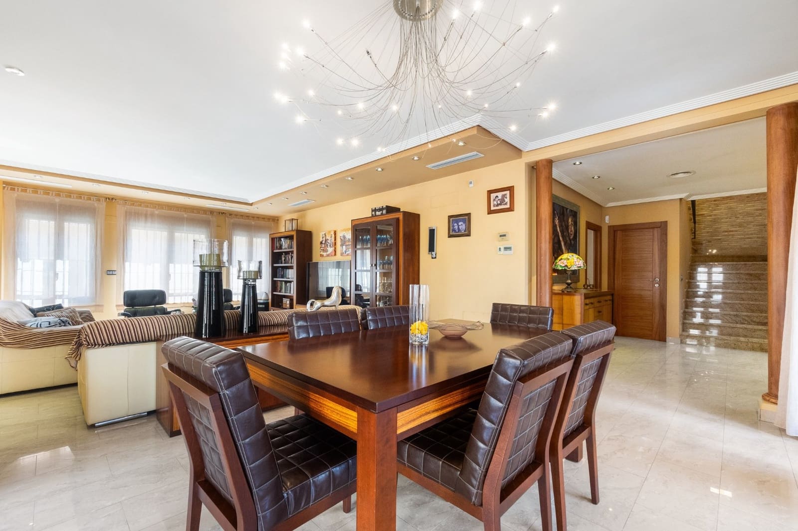 4 bedroom Villa for sale in Orihuela with pool - € 580,000 (Ref: 8595746)