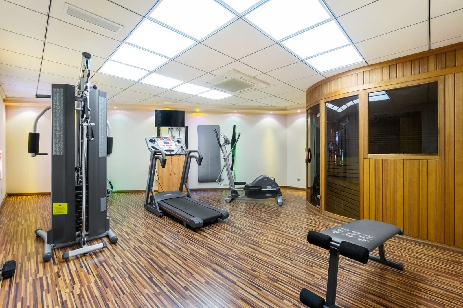 4 bedroom Villa for sale in Orihuela with pool - € 580,000 (Ref: 8595746)