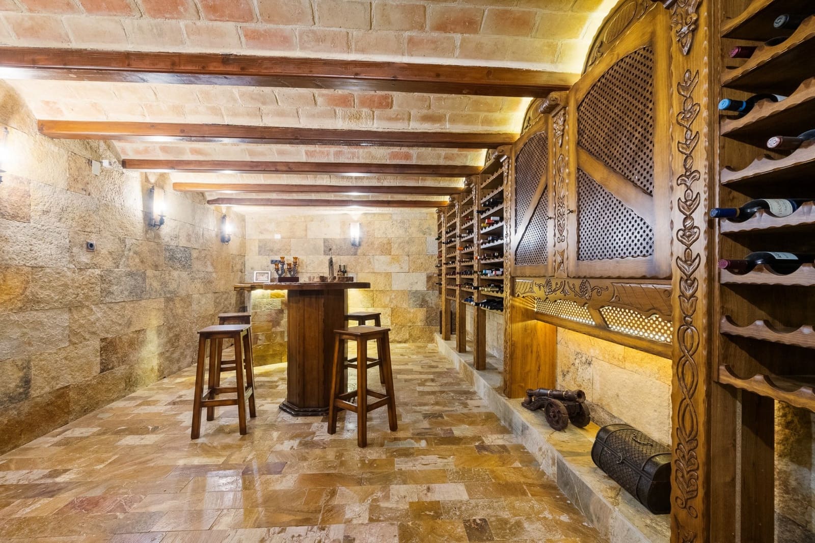 4 bedroom Villa for sale in Orihuela with pool - € 580,000 (Ref: 8595746)