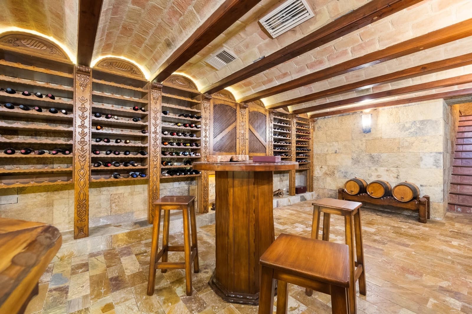 4 bedroom Villa for sale in Orihuela with pool - € 580,000 (Ref: 8595746)