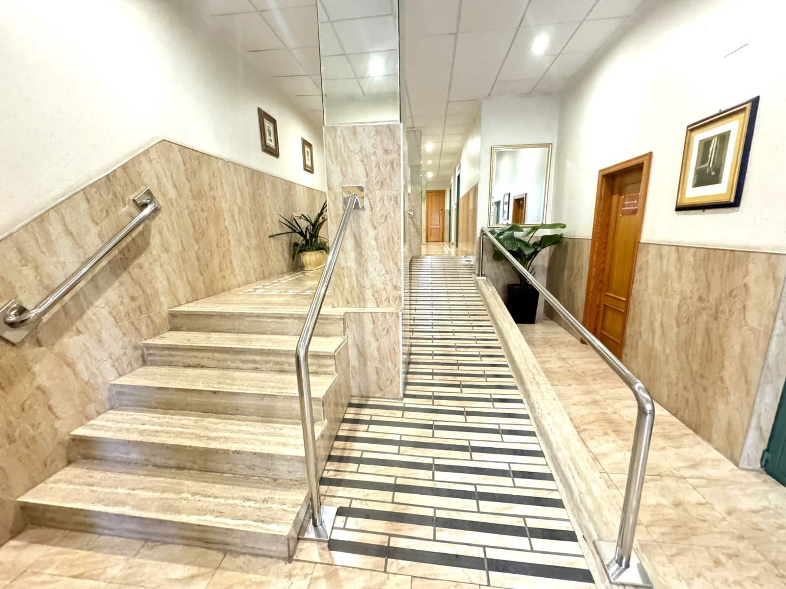 Apartamento de 3 habitaciones en Guardamar del Segura en venta con garaje - 320.000 € (Ref: 8598816)