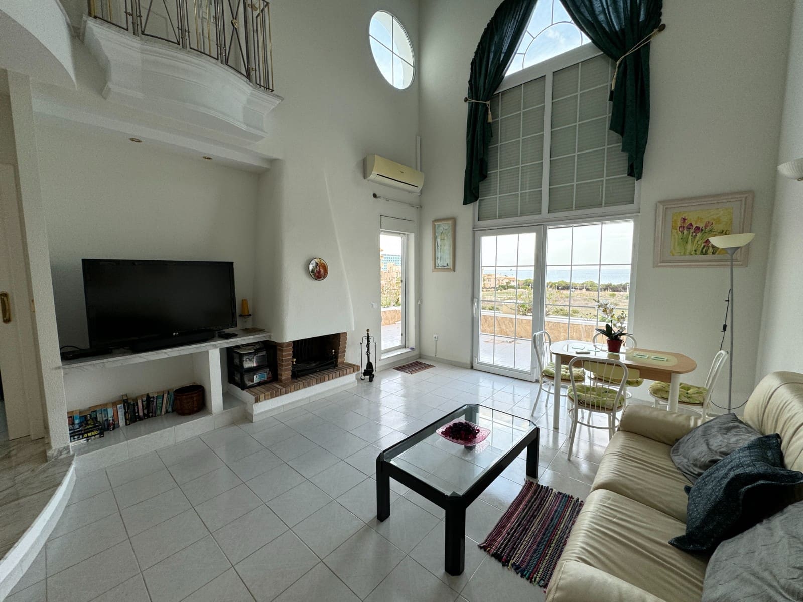 3 soveværelse Lejlighed til salg i Guardamar del Segura med swimmingpool garage - € 350.000 (Ref: 8628493)