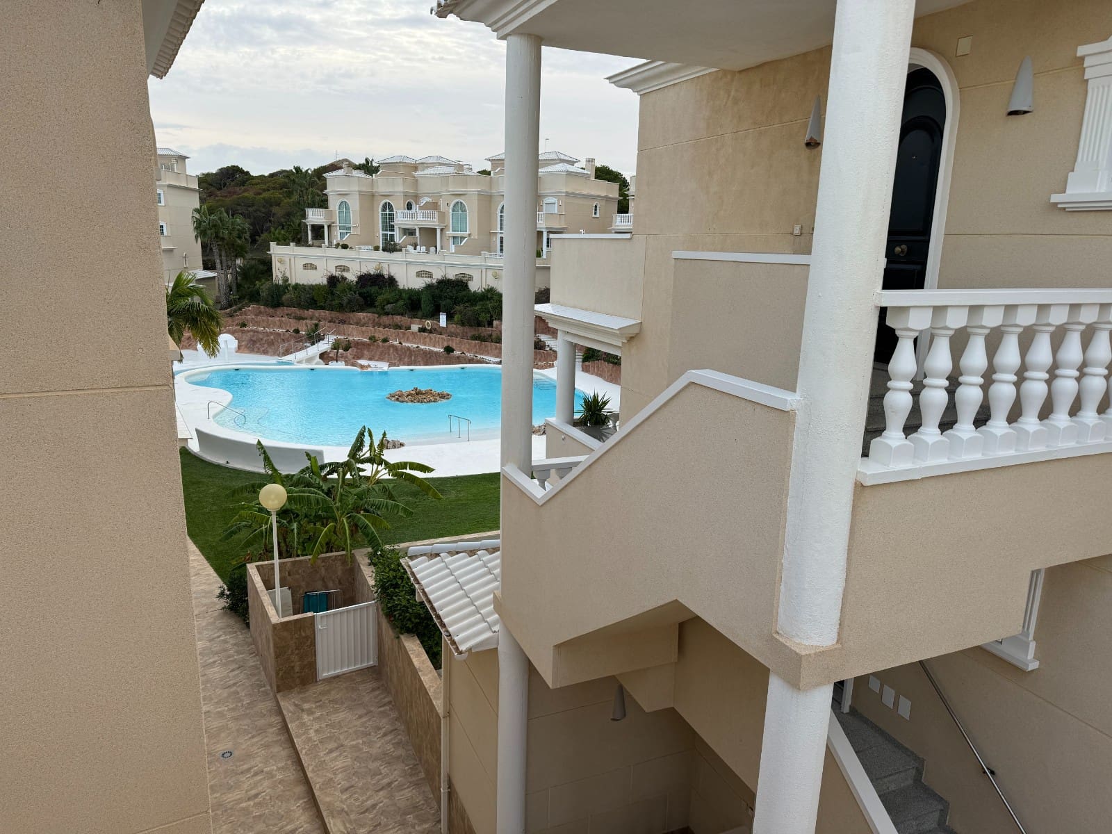 3 soveværelse Lejlighed til salg i Guardamar del Segura med swimmingpool garage - € 350.000 (Ref: 8628493)