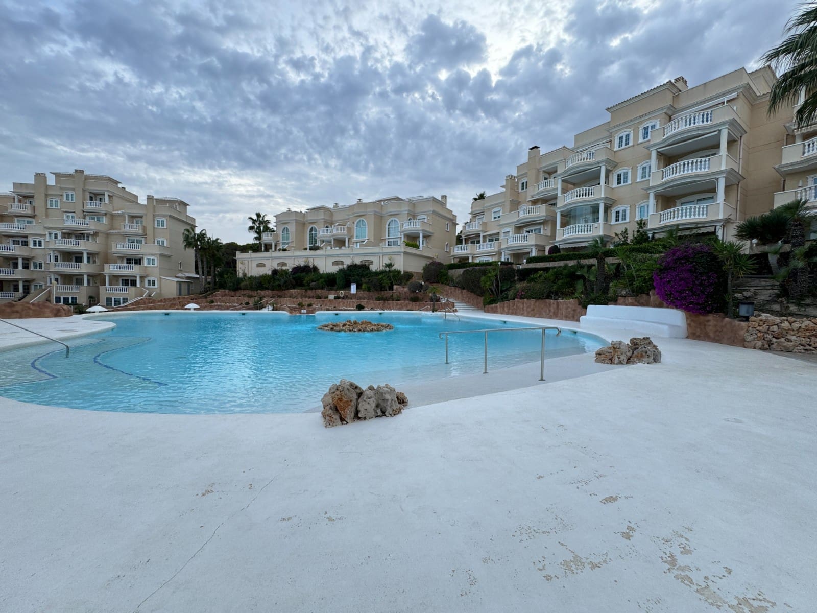 3 soveværelse Lejlighed til salg i Guardamar del Segura med swimmingpool garage - € 350.000 (Ref: 8628493)