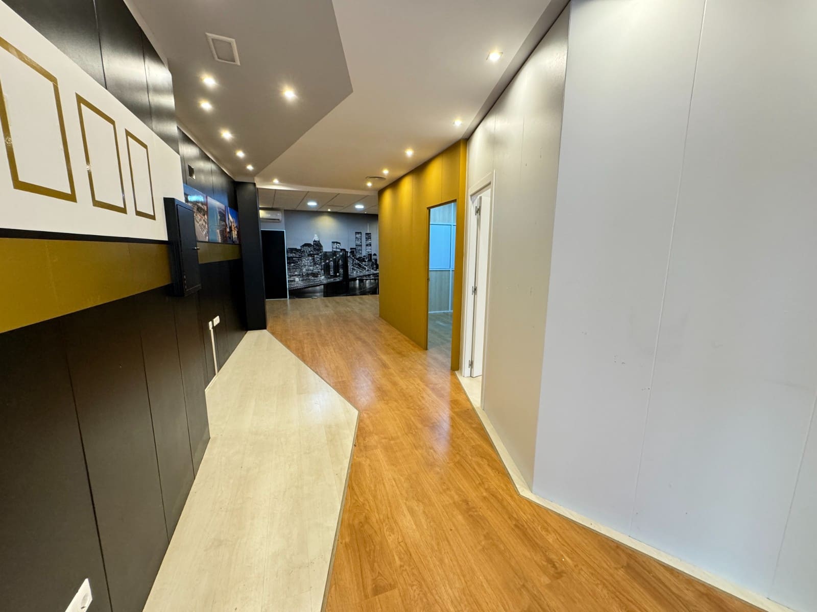 1 soverom Kommersiell til salgs i Guardamar del Segura - € 220 000 (Ref: 8647441)