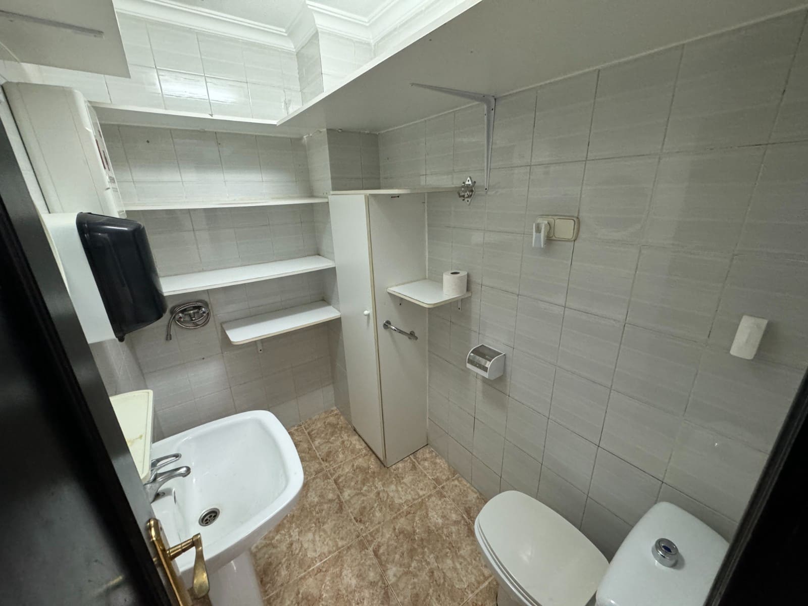 1 soverom Kommersiell til salgs i Guardamar del Segura - € 220 000 (Ref: 8647441)