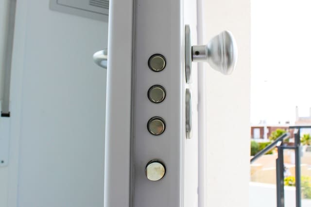 2 bedroom Apartment for sale in Monte y Mar, Santa Pola with garage - € 270,000 (Ref: 8756903)