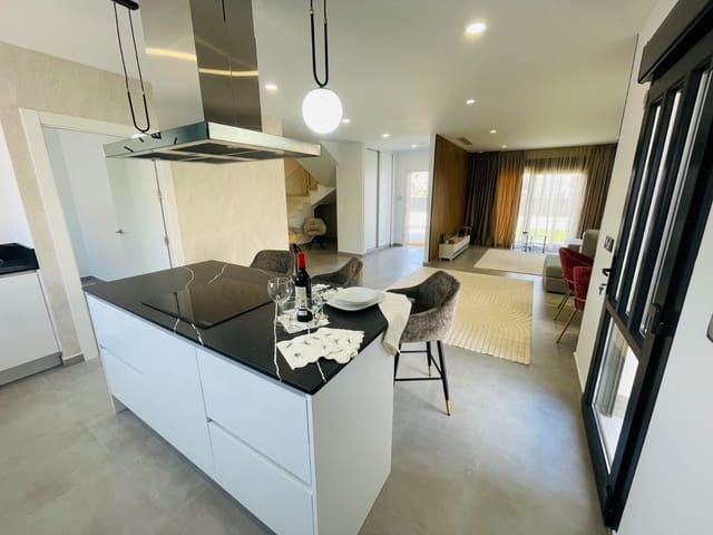 5 soverom Villa til salgs i Aguas Nuevas, Torrevieja med svømmebasseng - € 1 200 000 (Ref: 8793022)