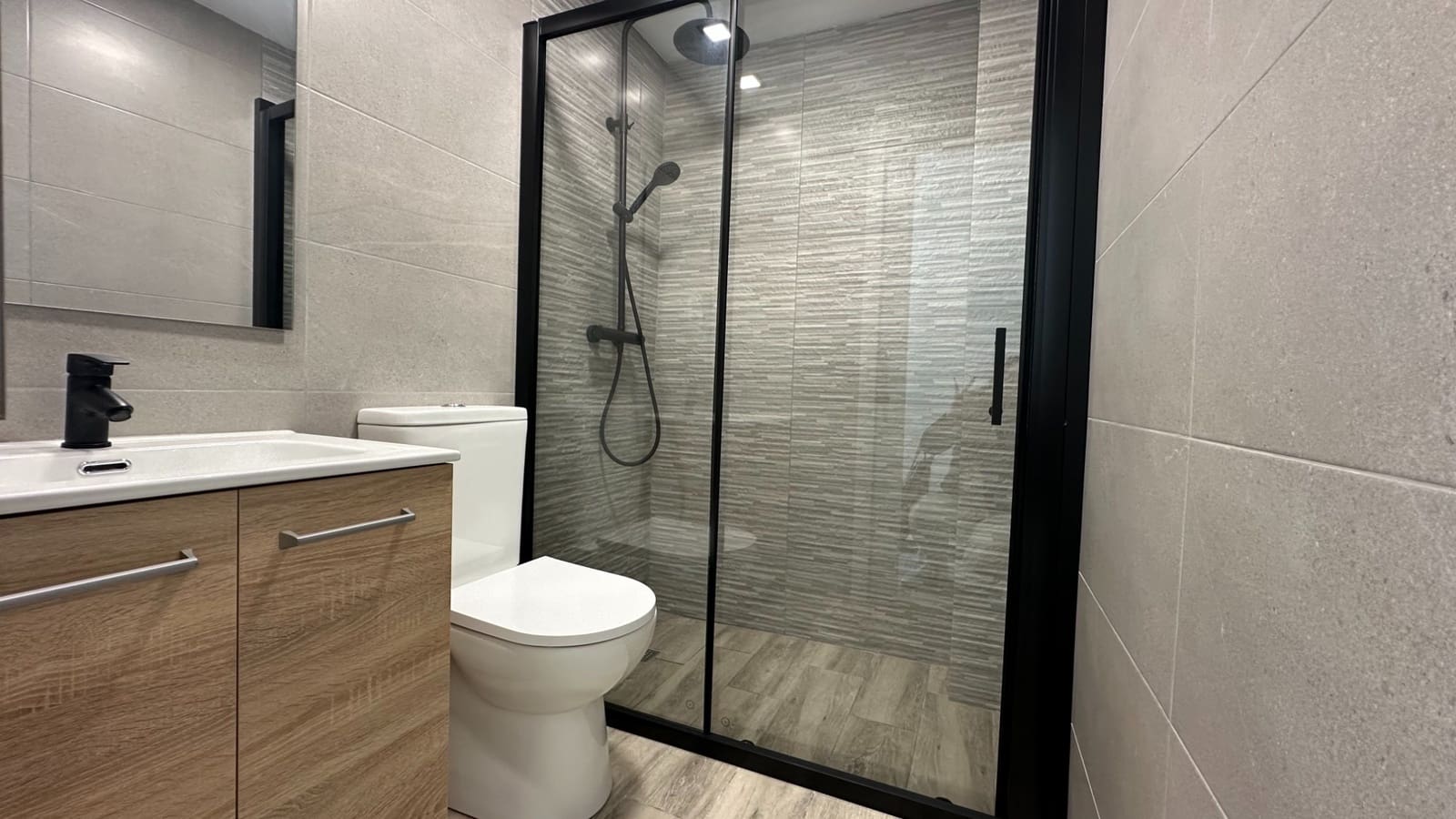 2 sovrum Lägenhet till salu i Guardamar del Segura med pool - 120 000 € (Ref: 8800485)