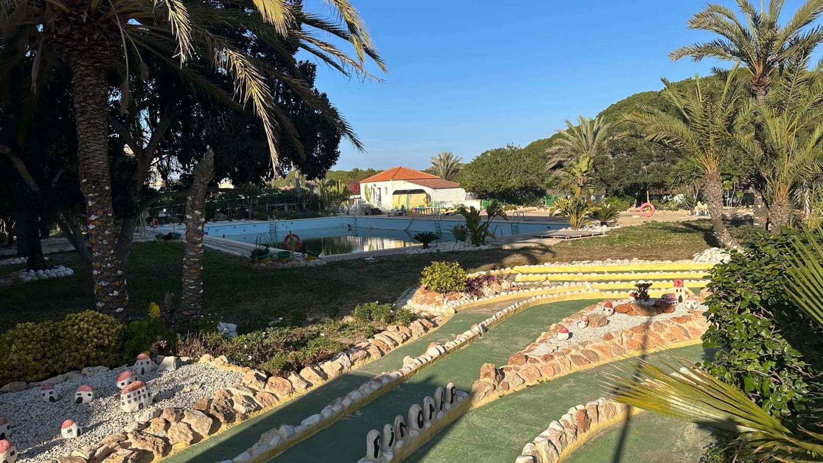 2 sovrum Lägenhet till salu i Guardamar del Segura med pool - 120 000 € (Ref: 8800485)