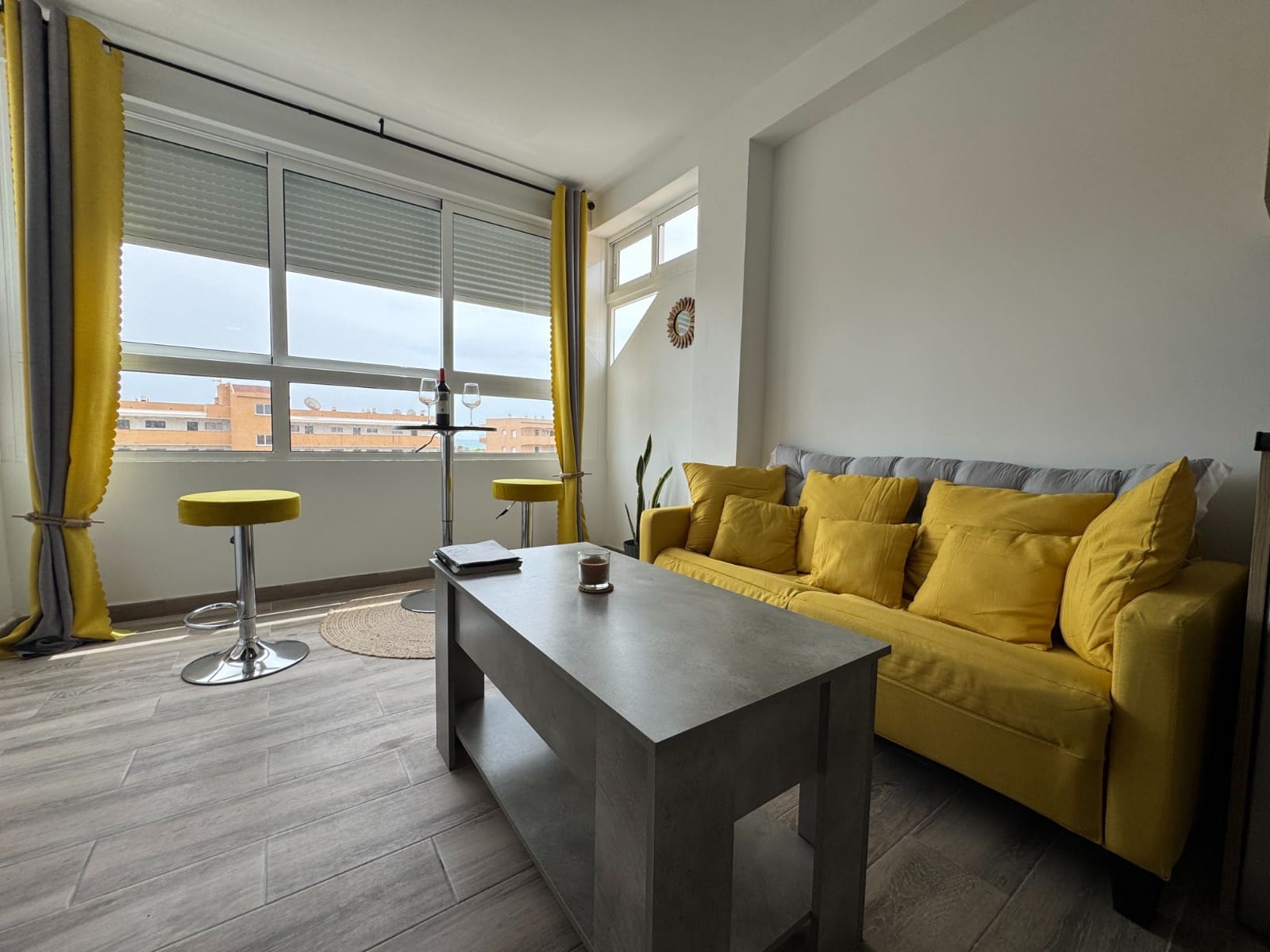 2 sovrum Lägenhet till salu i Guardamar del Segura med pool - 120 000 € (Ref: 8800485)