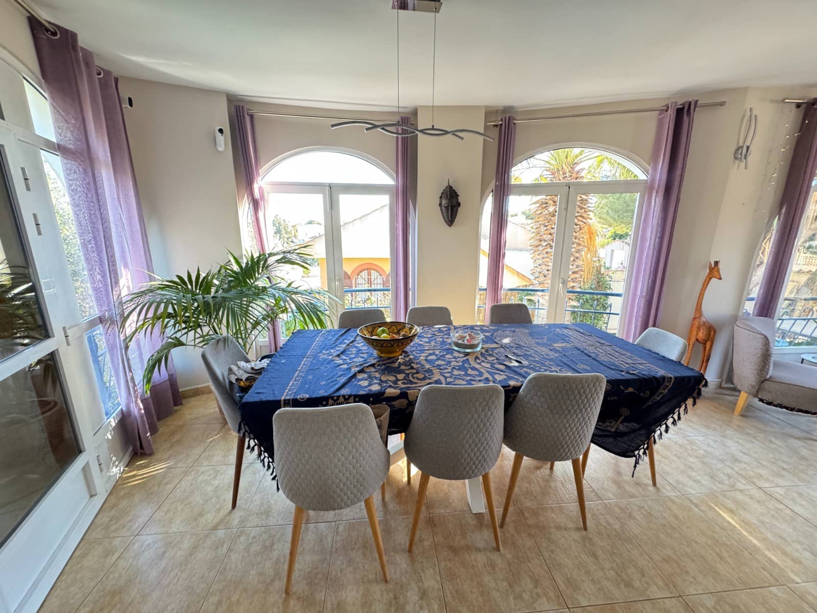 5 bedroom Villa for sale in La Zenia with pool - € 850,000 (Ref: 8803869)