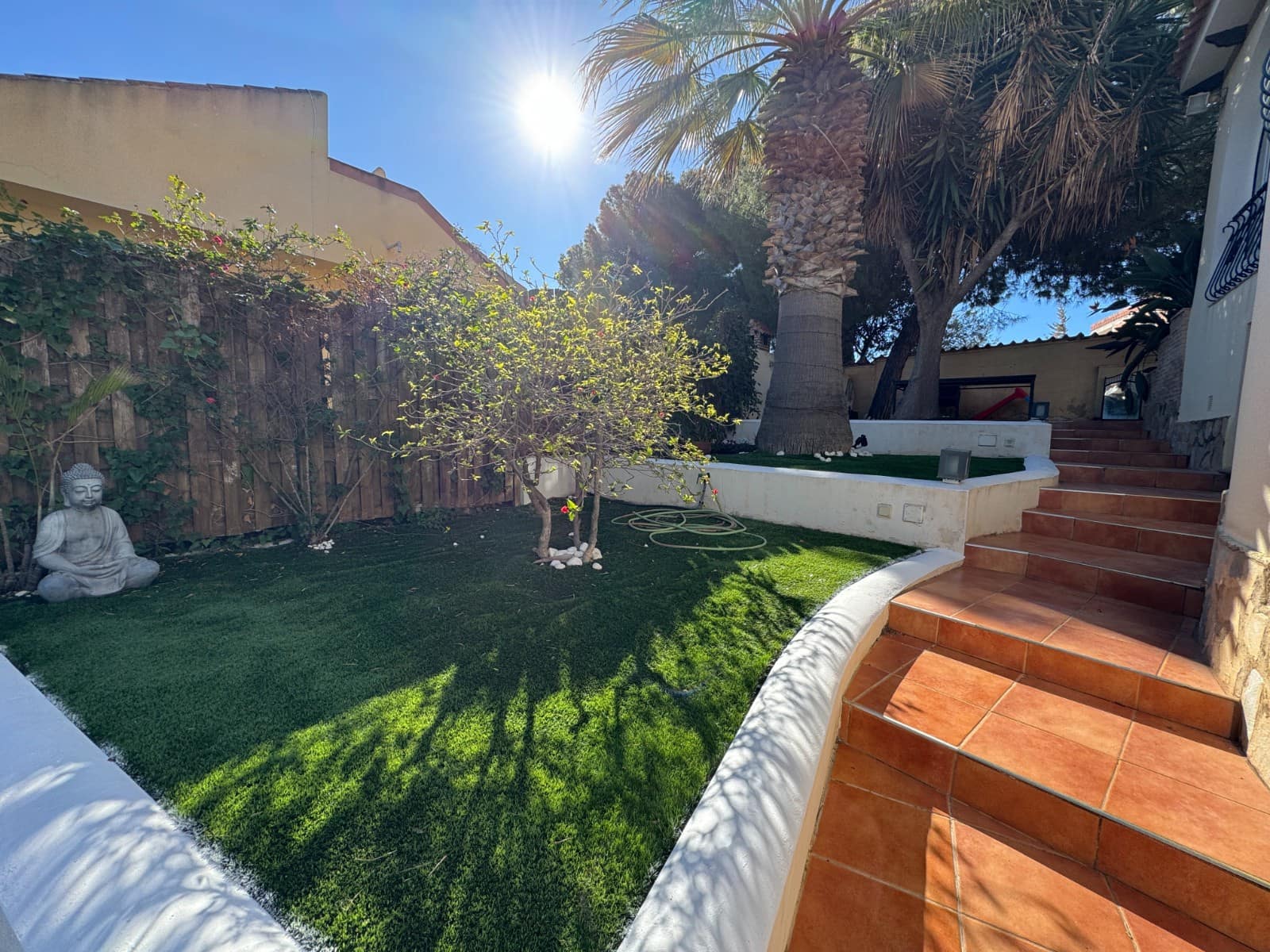 5 bedroom Villa for sale in La Zenia with pool - € 850,000 (Ref: 8803869)