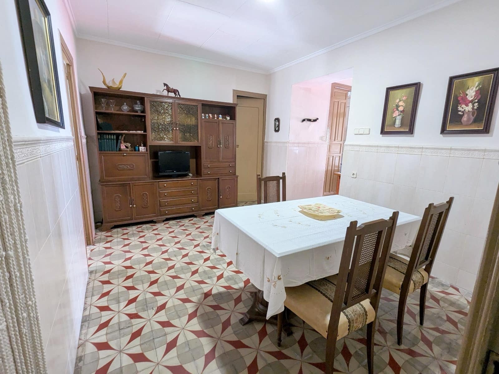 5 soveværelse Byhus til salg i Guardamar del Segura med garage - € 289.900 (Ref: 8906911)