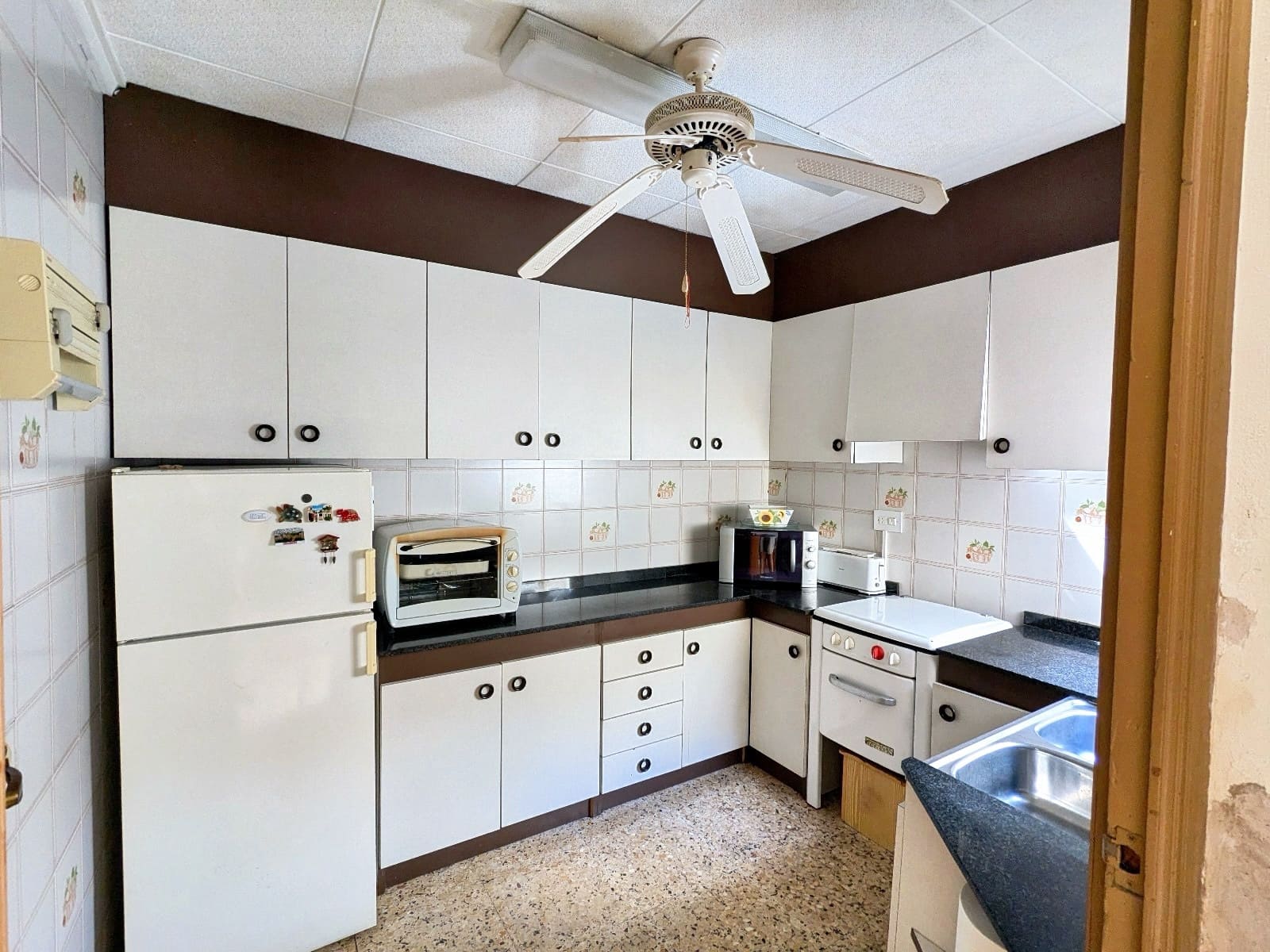 5 soveværelse Byhus til salg i Guardamar del Segura med garage - € 289.900 (Ref: 8906911)