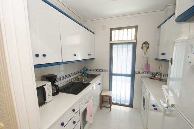 2 soveværelse Lejlighed til salg i Punta Prima, Torrevieja - € 138.900 (Ref: 8986524)
