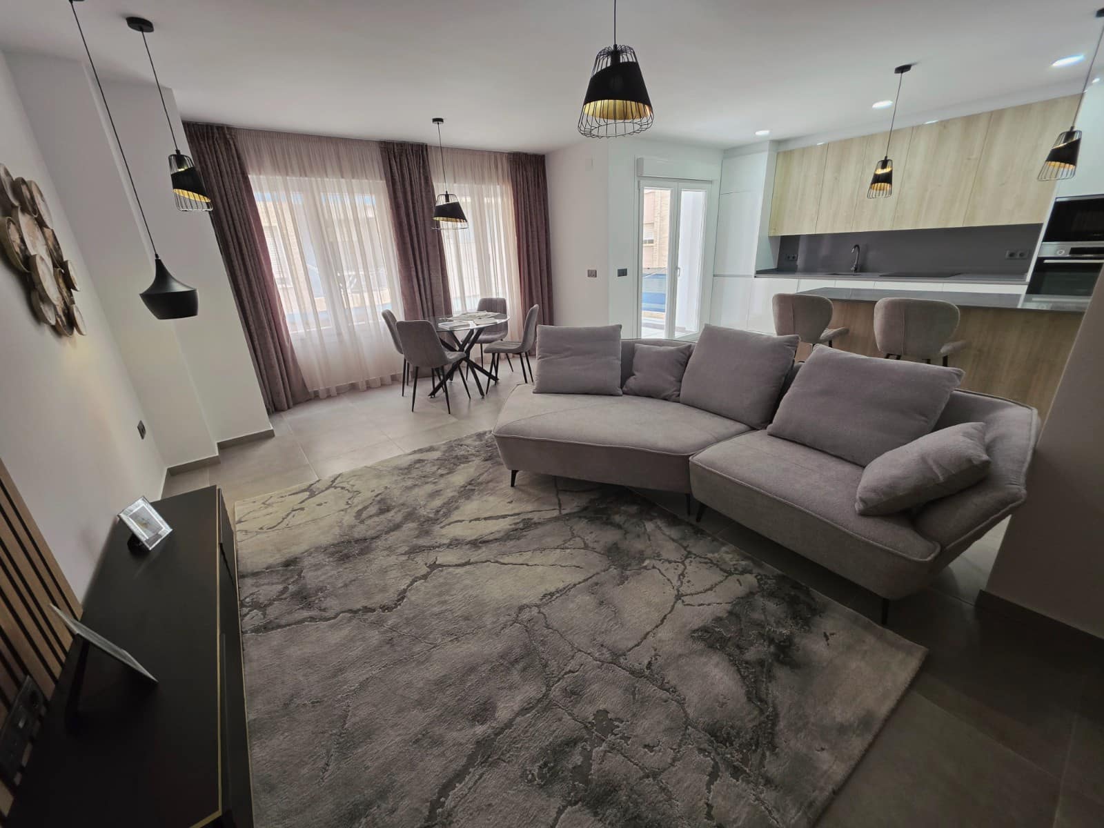 3 soveværelse Lejlighed til salg i Torrevieja - € 559.000 (Ref: 8992022)