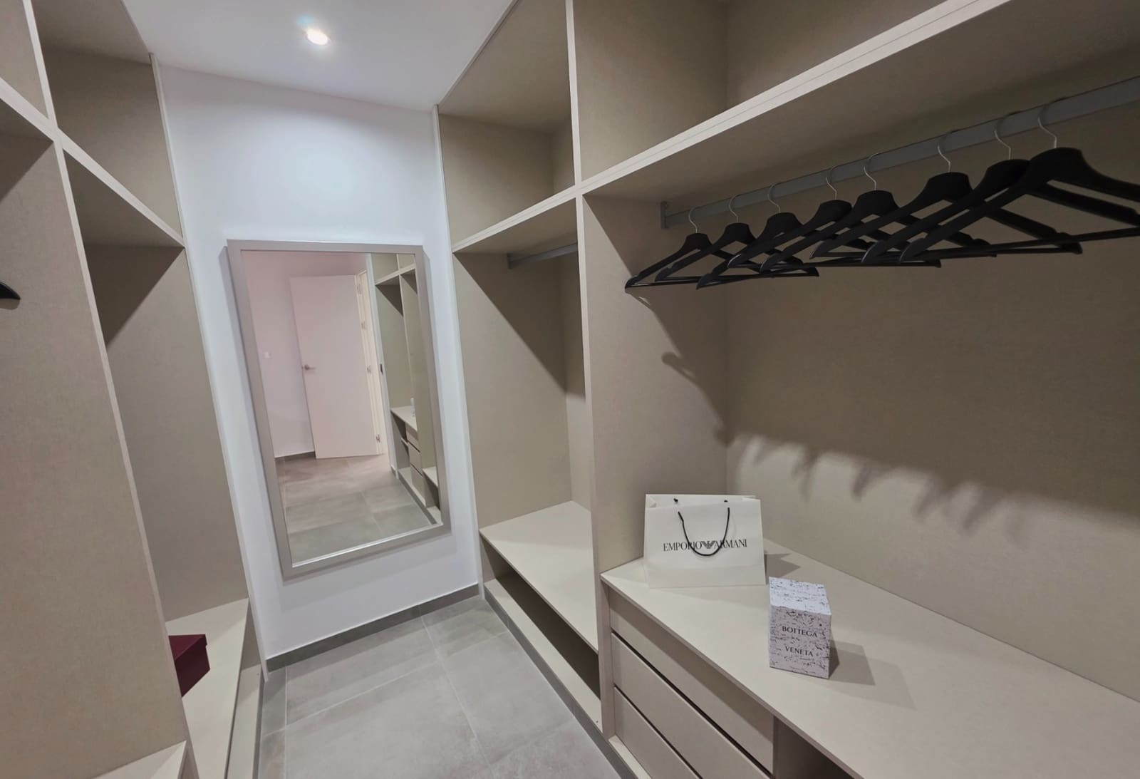 3 soveværelse Lejlighed til salg i Torrevieja - € 559.000 (Ref: 8992022)