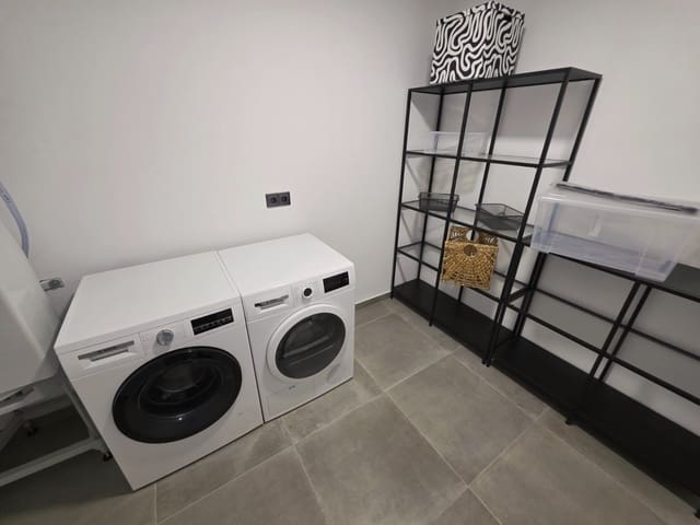 3 sypialnia Apartament na sprzedaż w Puerto Deportivo, Torrevieja - 559 000 € (Ref: 8992022)