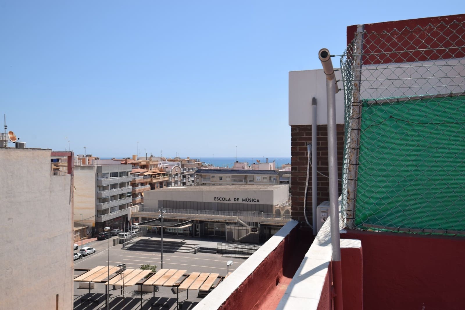 2 bedroom Penthouse for sale in Guardamar del Segura with pool - € 148,000 (Ref: 9102751)