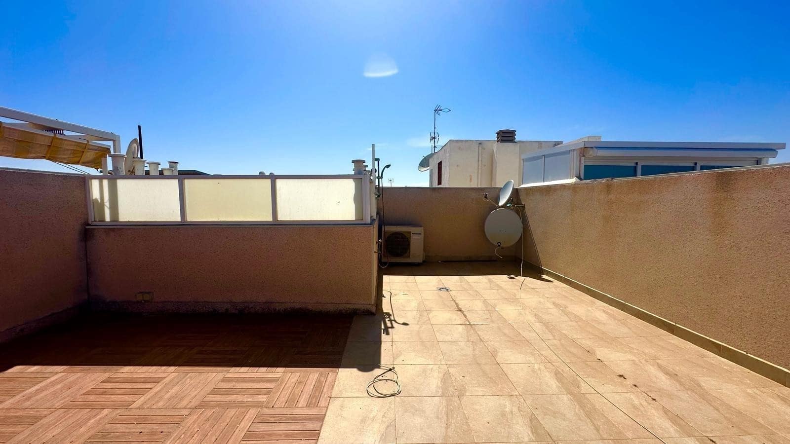 2 quarto Penthouse para venda em Torrevieja - 215 000 € (Ref: 9102752)