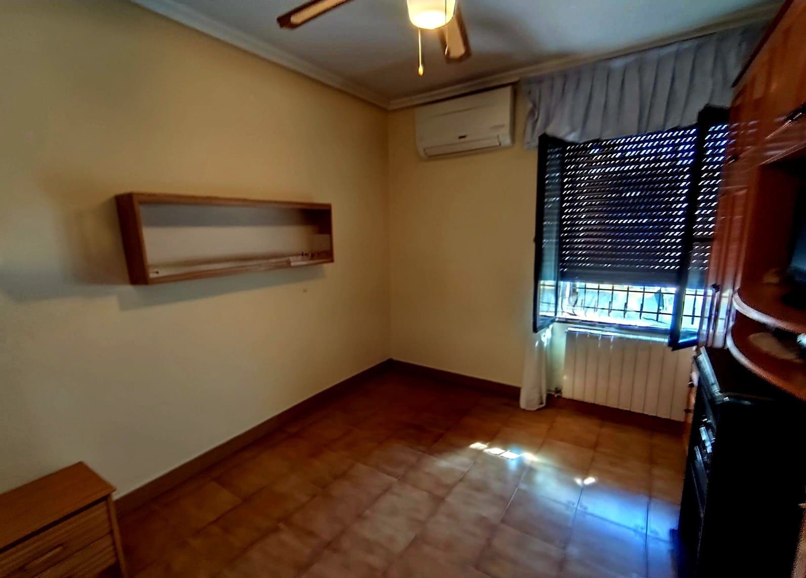 4 sypialnia Willa na sprzedaż w Torrevieja - 330 000 € (Ref: 9103984)