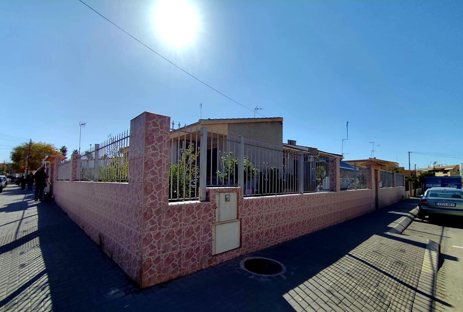 4 sypialnia Willa na sprzedaż w Torrevieja - 330 000 € (Ref: 9103984)
