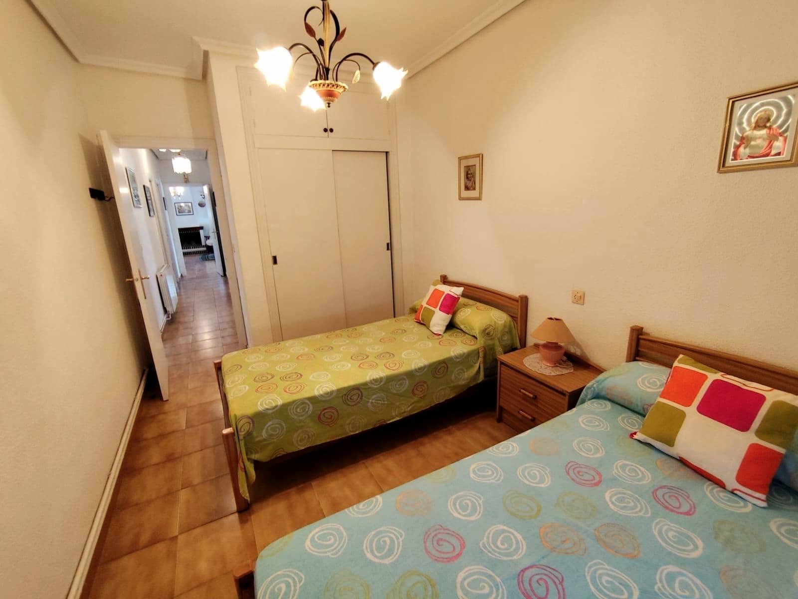 4 sypialnia Willa na sprzedaż w Torrevieja - 330 000 € (Ref: 9103984)