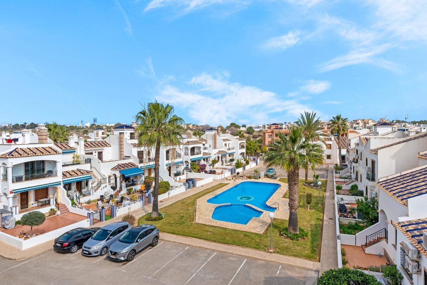 2 soveværelse Penthouse til salg i Orihuela Costa med swimmingpool - € 339.900 (Ref: 9148483)