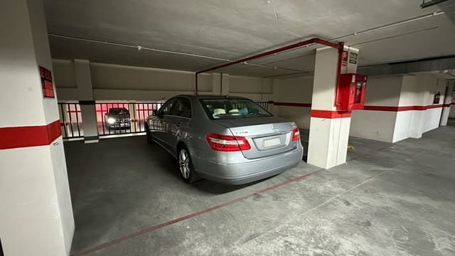 Garage til salg i Las Viñas, Guardamar del Segura - € 19.000 (Ref: 9151089)
