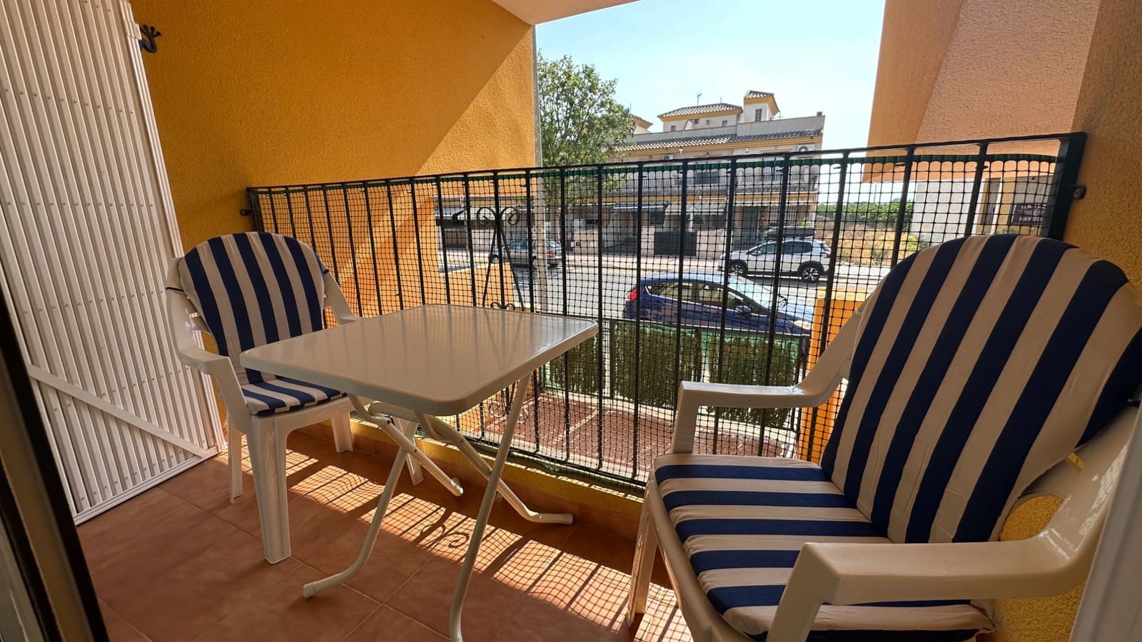 2 soveværelse Bungalow til salg i Daya Nueva med swimmingpool - € 125.000 (Ref: 9184593)