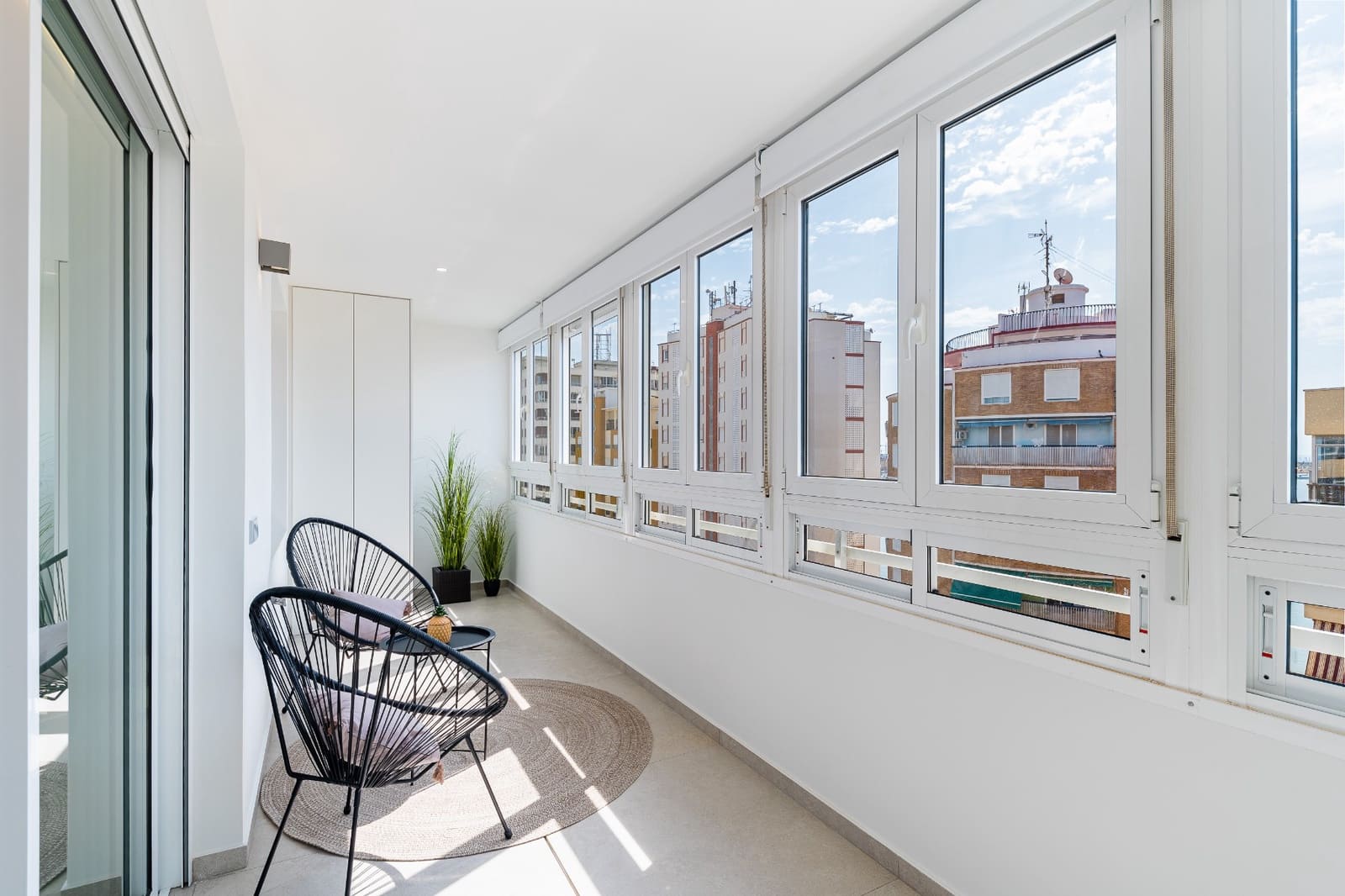 3 makuuhuone Kattohuoneisto myytävänä paikassa Torrevieja mukana 
autotalli - 319 000 € (Ref: 9191862)