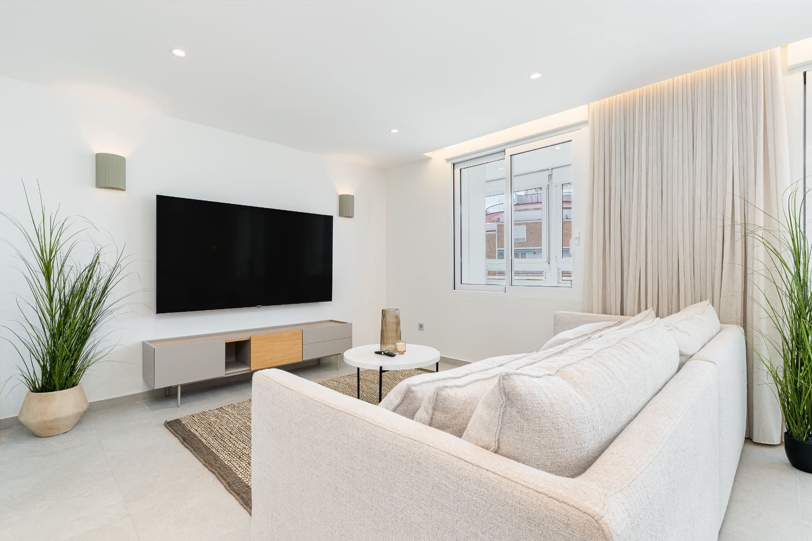 3 makuuhuone Kattohuoneisto myytävänä paikassa Torrevieja mukana 
autotalli - 319 000 € (Ref: 9191862)