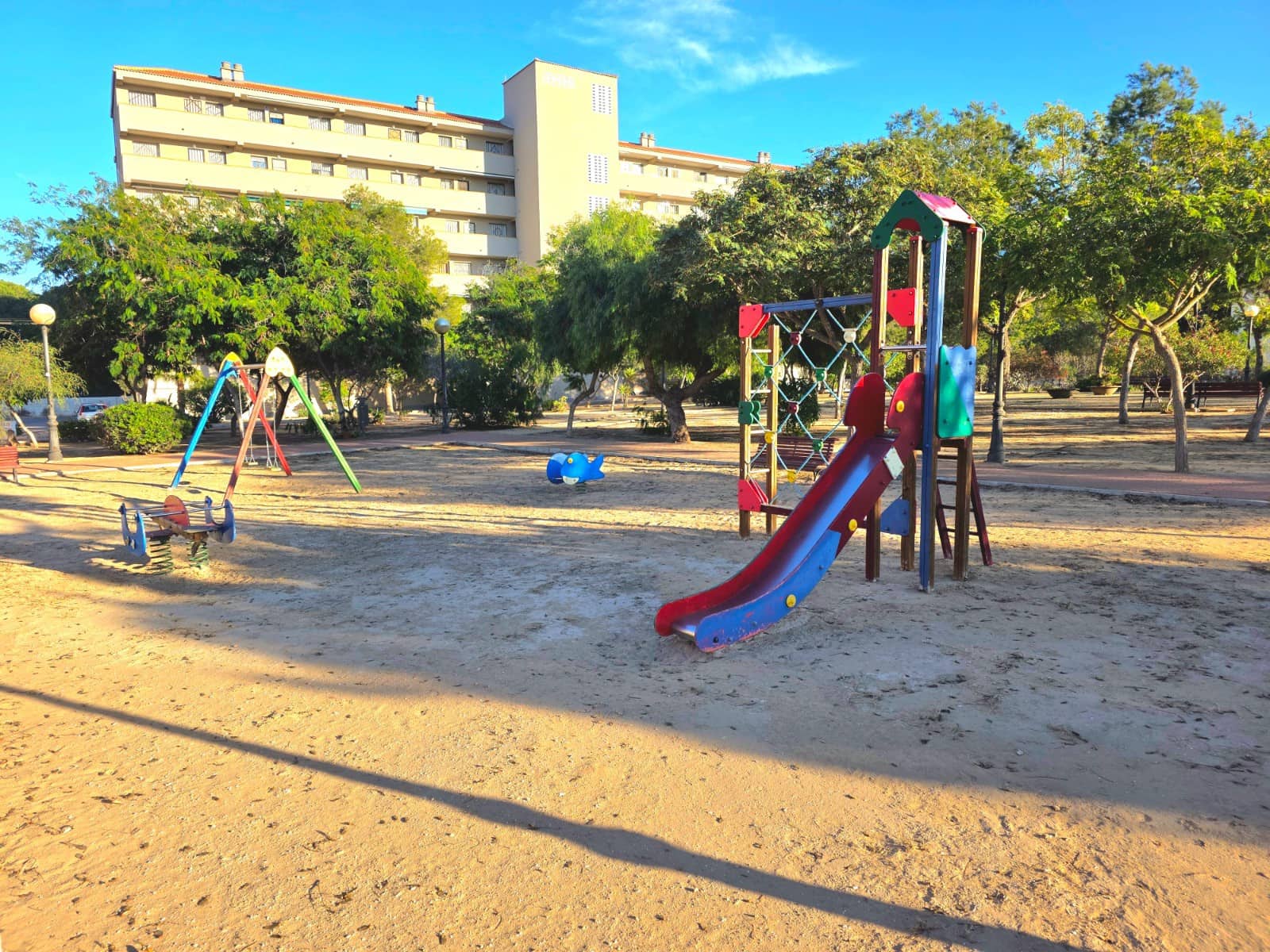 1 sypialnia Apartament na sprzedaż w Guardamar del Segura z basenem - 109 900 € (Ref: 9238776)