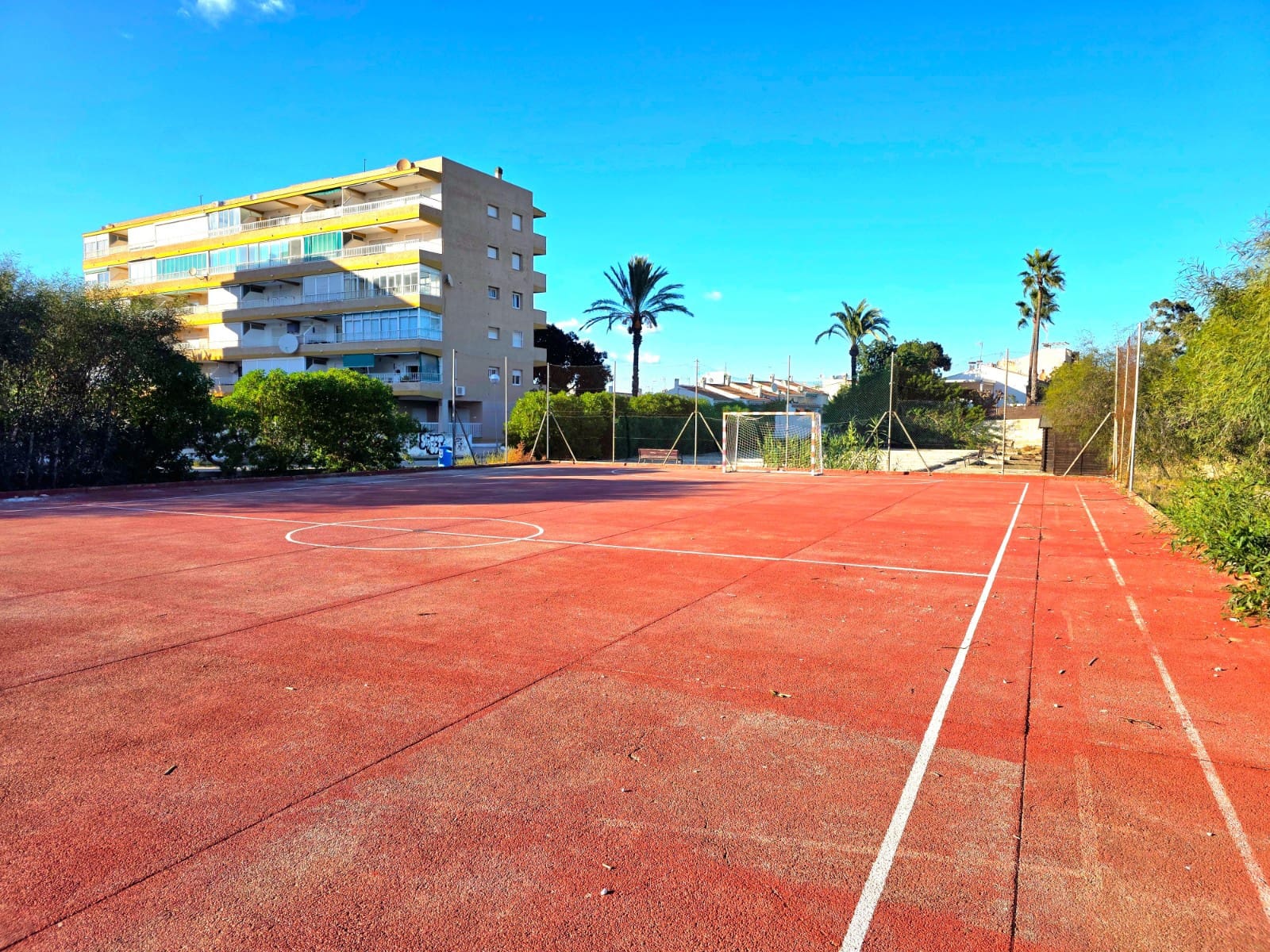 1 sovrum Lägenhet till salu i Guardamar del Segura med pool - 89 000 € (Ref: 9247700)