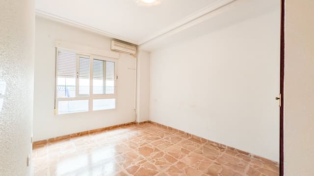 5 quarto Apartamento para venda em Centro - Muelle Pesquero, Torrevieja - 264 990 € (Ref: 9319642)